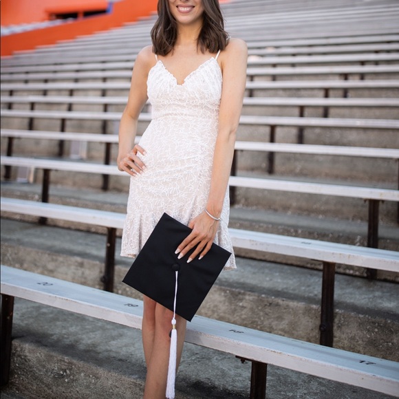 Selfie Leslie Flounce Hem Embroidery Dress White - Picture 3 of 4